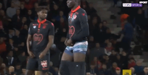 柏林联合vs弗赖堡：容诺夫、斯卡克首发，金特尔、格里福出战（柏林联合迎战弗赖堡：容诺夫、斯卡克先发，金特尔、格里福出场）