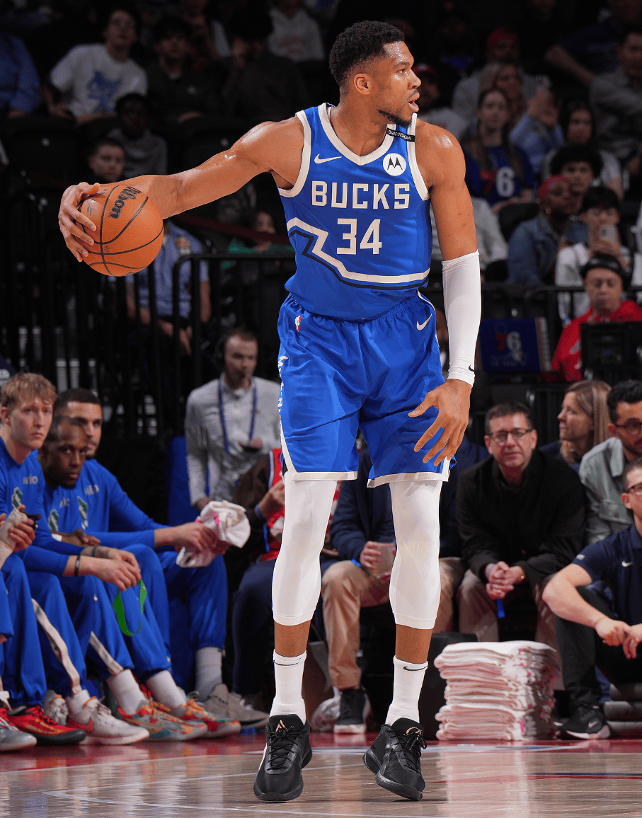 勇士内线防守改善，篮板率提升（勇士内线防守升级，篮板率上扬）