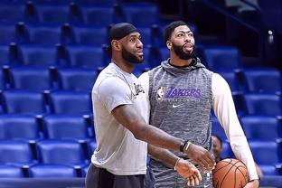 法尔克：若温哥华白浪夺冠穆勒将获30万欧，奖金和在拜仁一样（法尔克：温哥华白浪若登顶，穆勒将拿30万欧奖金，与在拜仁相同）