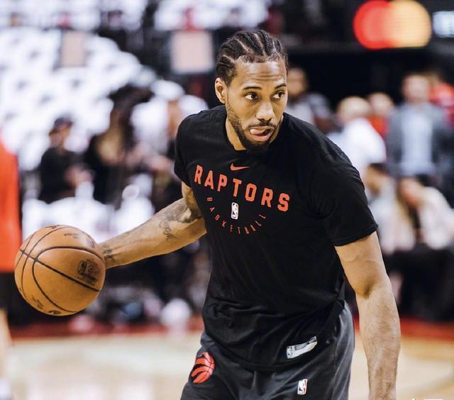 萨拉赫下家赔率：大概率留队，吉达联合6.0新月胜利8.0（萨拉赫去向赔率：留队最被看好，吉达联合6.0，新月与胜利均为8.0）