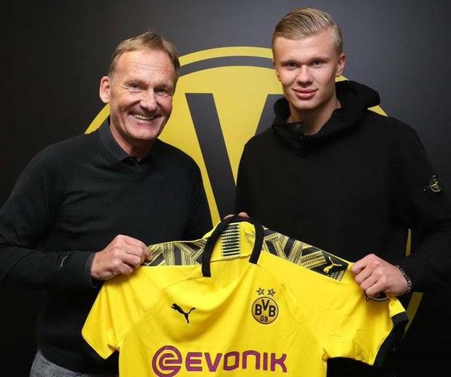 罗马诺：曼联并未与阿德耶米经纪人接触，也没与多特谈判（罗马诺：曼联既未联系阿德耶米代理人，也未与多特蒙德商谈）