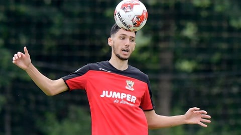 利拉德等大 利拉德等大